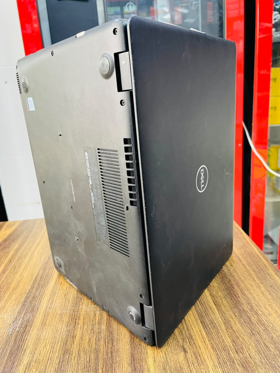 Dell Latitude 3490 I5 8EME USED